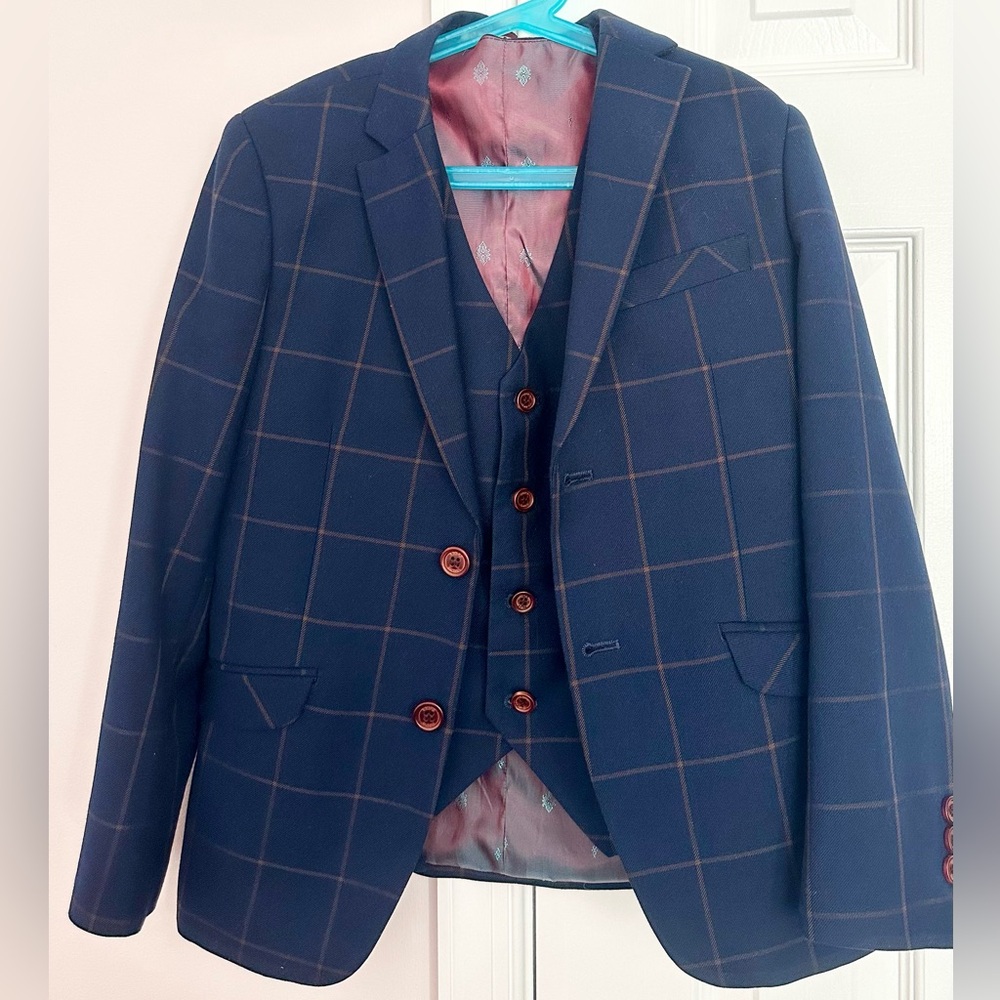 ⚡️Summer Sale ⚡️ Boys Formal Suit Set with Vest | Size 8–10
